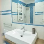 Binario 56 Oda ve Kahvaltı