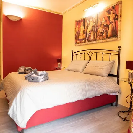 Binario 56 Nocleg ze śniadaniem 4*