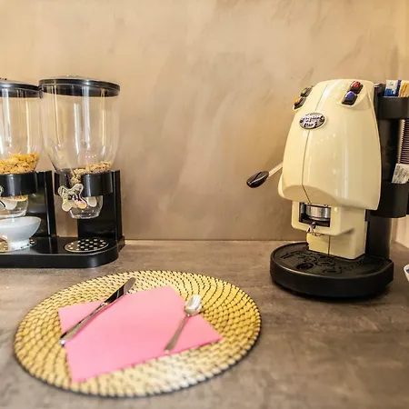 Bed & Breakfast Binario 56 4*