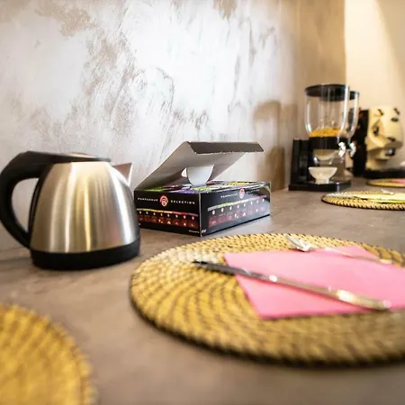 Binario 56 4* Nápoles